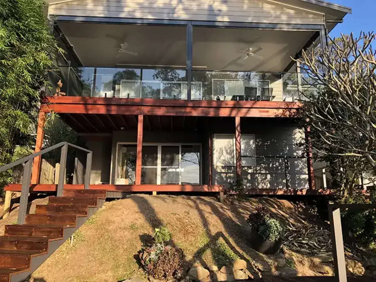 Hardys Bay - Deck & Roof Extension
